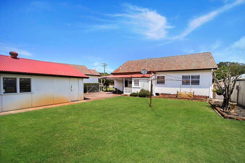 Photo - 114 Lakeview Parade, Blacksmiths NSW 2281 - Image 13