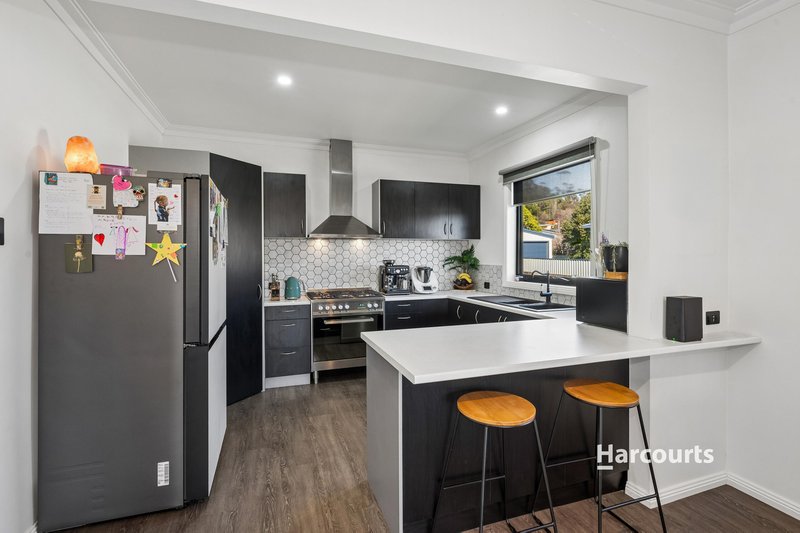 Photo - 114 Leven Street, Ulverstone TAS 7315 - Image 9