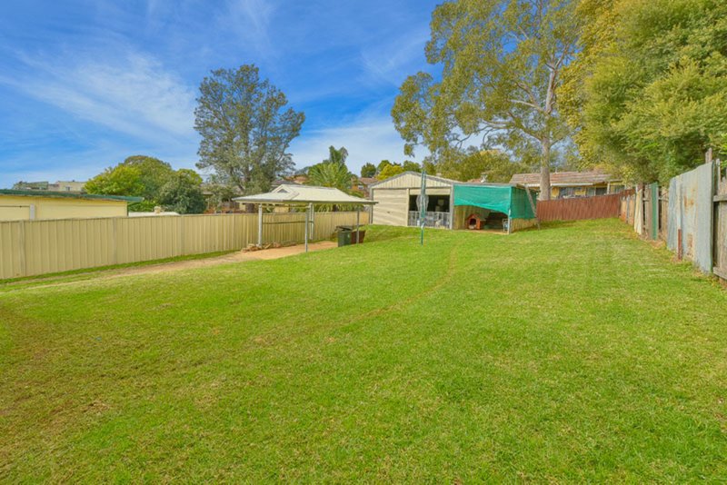 Photo - 114 Lindesay Street, Campbelltown NSW 2560 - Image 7