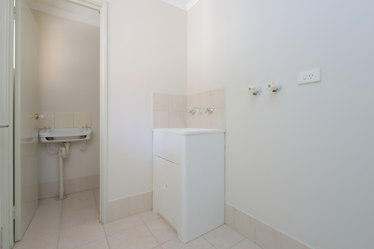11/4 Marlo Place, Waikiki, WA 6169 - Image 7