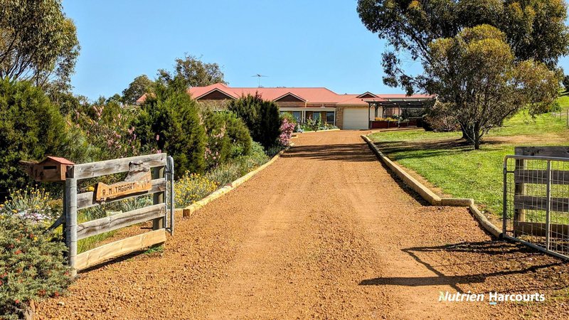 114 Mchavloe Drive, Gingin WA 6503