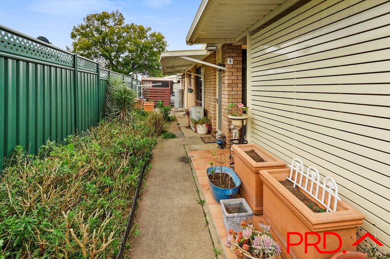 Photo - 1/14 Melrose Street, Tamworth NSW 2340 - Image 4