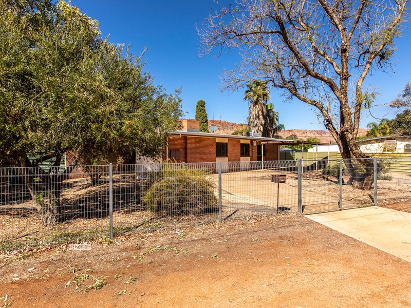 Photo - 114 Memorial Avenue, Gillen NT 0870 - Image