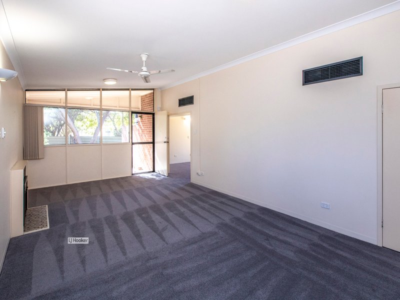 Photo - 114 Memorial Avenue, Gillen NT 0870 - Image 2