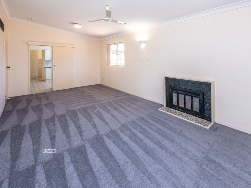 Photo - 114 Memorial Avenue, Gillen NT 0870 - Image 3