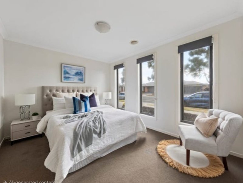 Photo - 114 Nelson Street, Cranbourne East VIC 3977 - Image 2