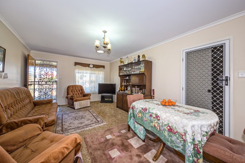 Photo - 1/14 Nelson Street, Sandstone Point QLD 4511 - Image 4