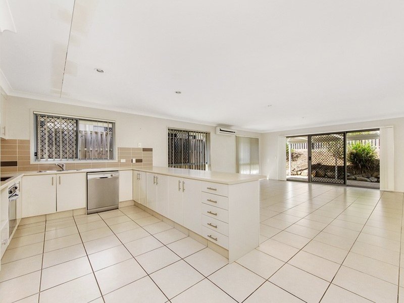 Photo - 114 Observatory Drive, Reedy Creek QLD 4227 - Image 1