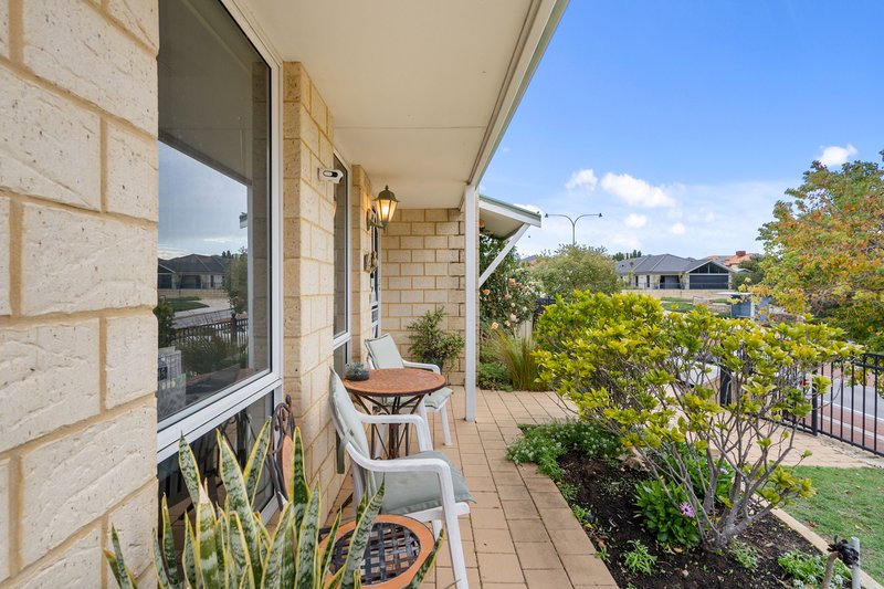 Photo - 114 Ocean Keys Boulevard, Clarkson WA 6030 - Image 6