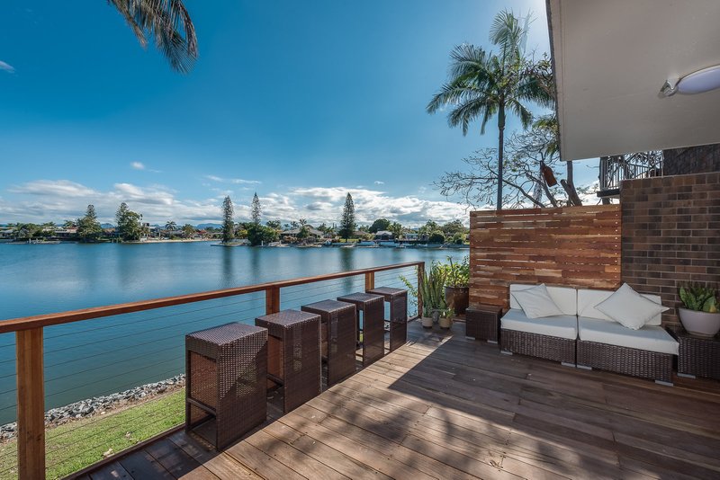 Photo - 1/14 Orvieto Avenue, Mermaid Waters QLD 4218 - Image 23