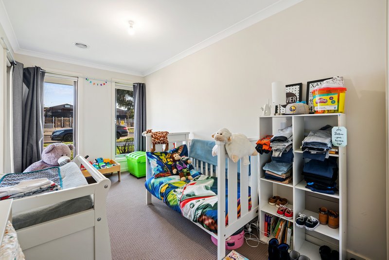 Photo - 114 Regent Street, Mernda VIC 3754 - Image 8