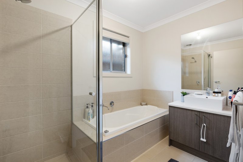 Photo - 114 Regent Street, Mernda VIC 3754 - Image 9