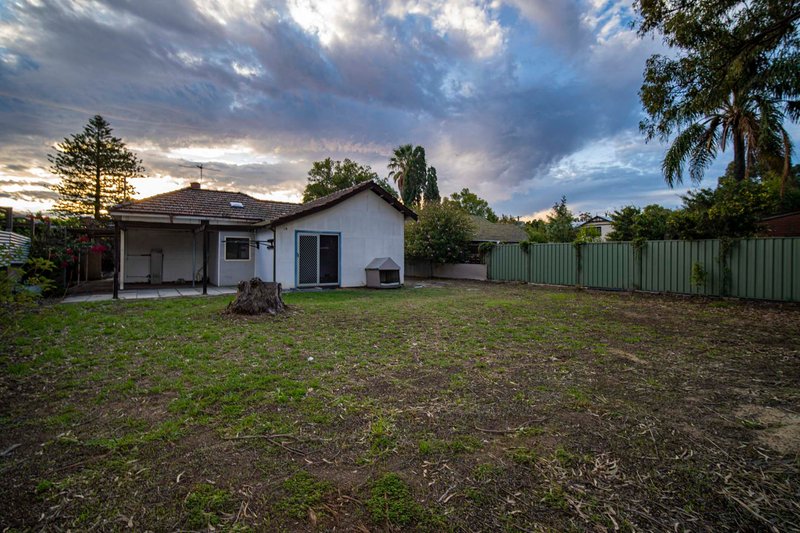 Photo - 114 River View Avenue, South Guildford WA 6055 - Image 26