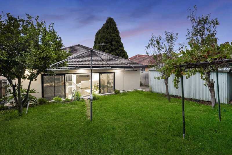 Photo - 114 Rosanna Road, Heidelberg VIC 3084 - Image 11