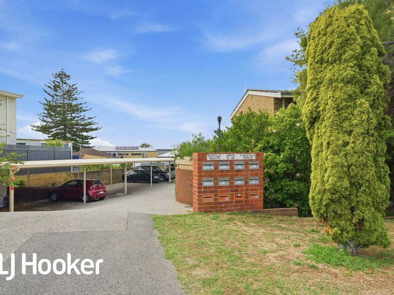 Photo - 11/4 Sackville Terrace, Scarborough WA 6019 - Image 1