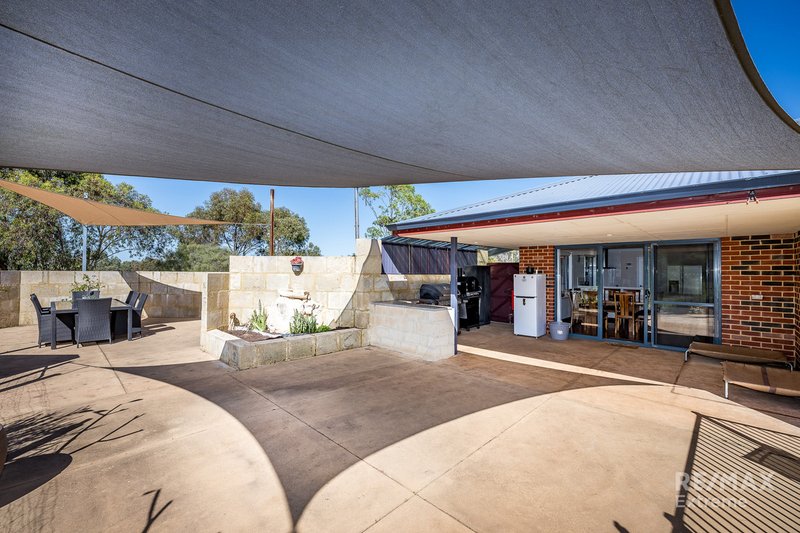 Photo - 114 Seaflower Way, Gabbadah WA 6041 - Image 24