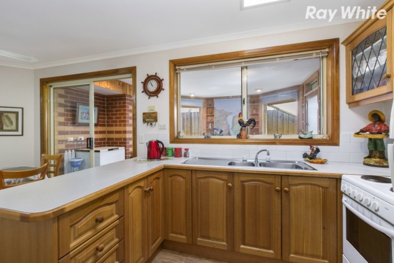 Photo - 1/14 Sherriff Rise, Pakenham VIC 3810 - Image 6