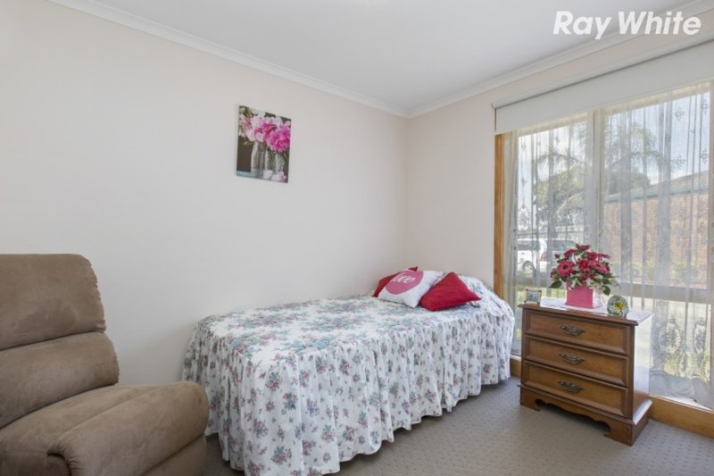 Photo - 1/14 Sherriff Rise, Pakenham VIC 3810 - Image 8