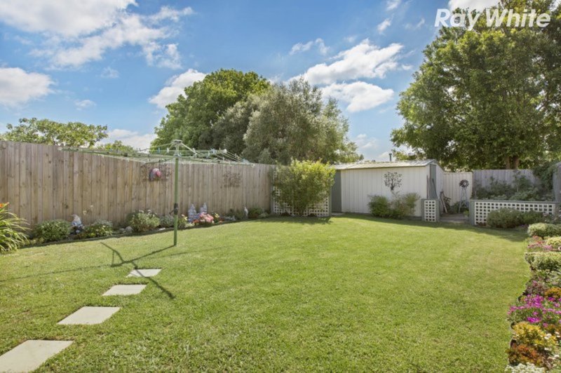 Photo - 1/14 Sherriff Rise, Pakenham VIC 3810 - Image 10