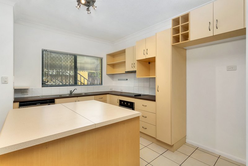 Photo - 1/14 Short Street, Redlynch QLD 4870 - Image 6