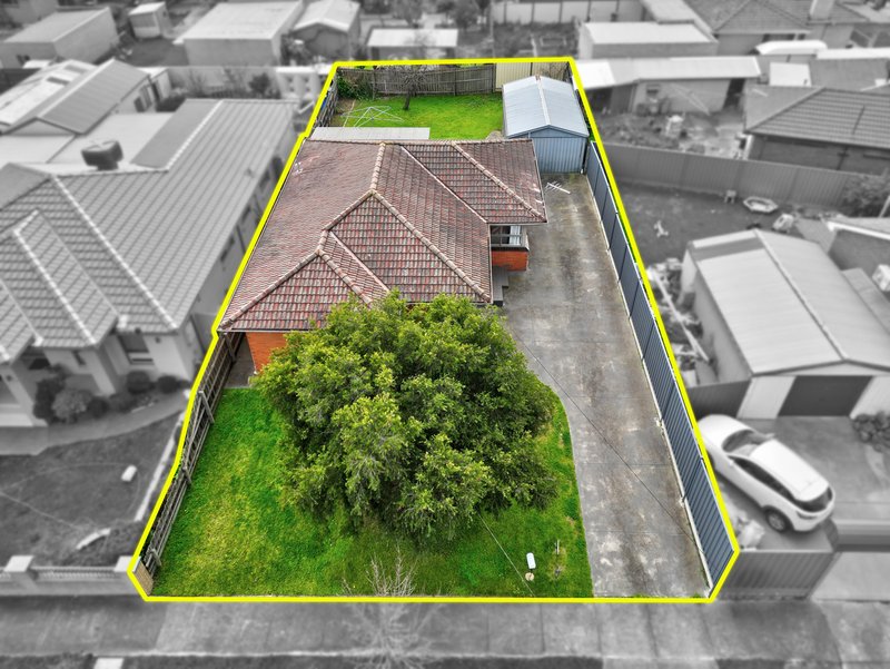 Photo - 114 Spring Street, Thomastown VIC 3074 - Image 2