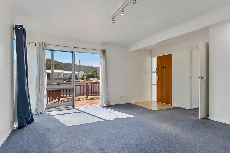 Photo - 114 Sycamore Road, Risdon Vale TAS 7016 - Image 4