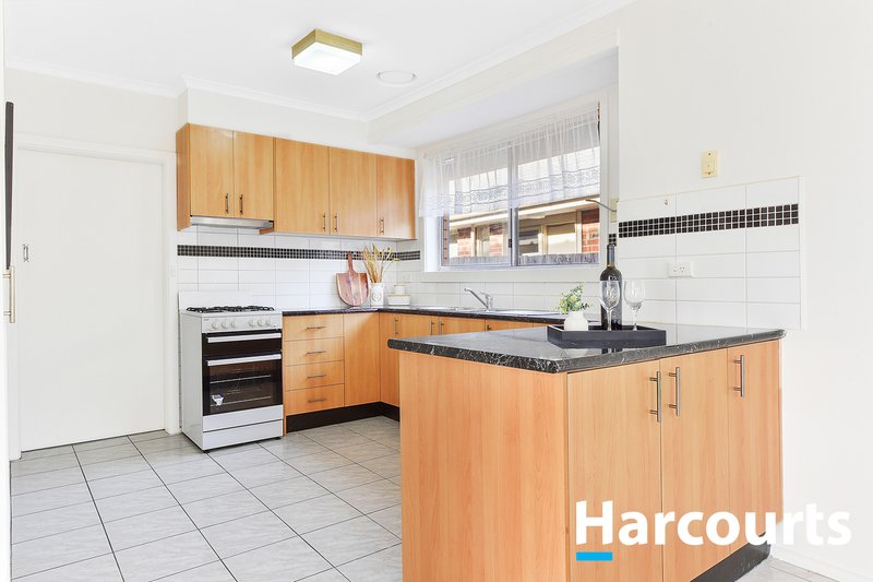 Photo - 1/14 The Fairway, Kingsbury VIC 3083 - Image 10