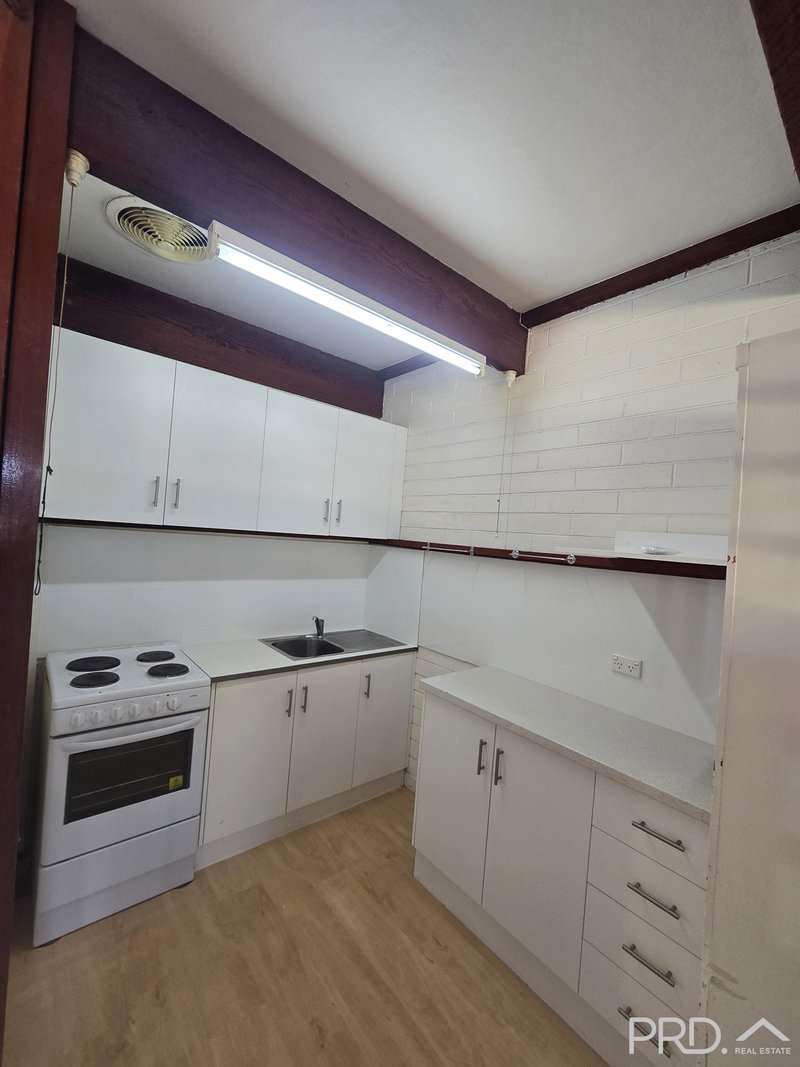 Photo - 1/14 Thirteenth Street, Mildura VIC 3500 - Image 4