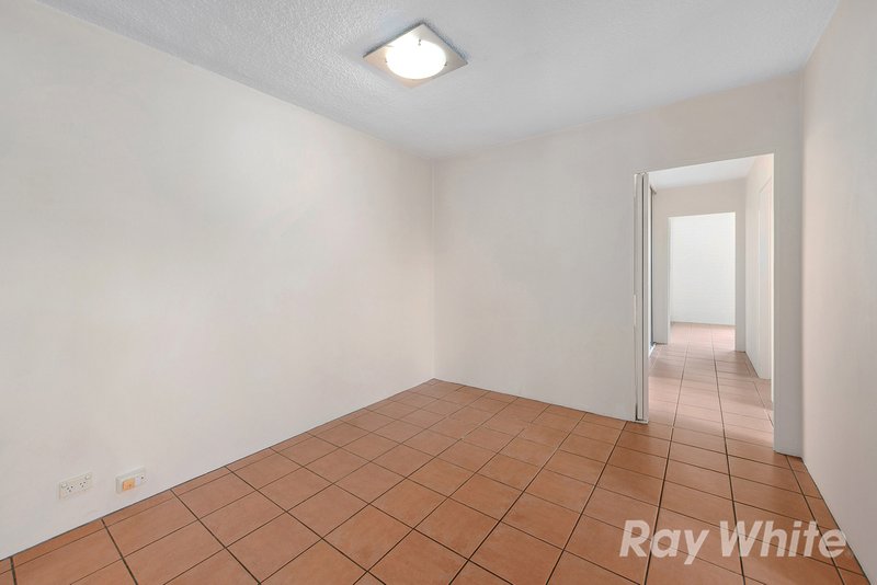 Photo - 1/14 Upton Street, Nundah QLD 4012 - Image 5