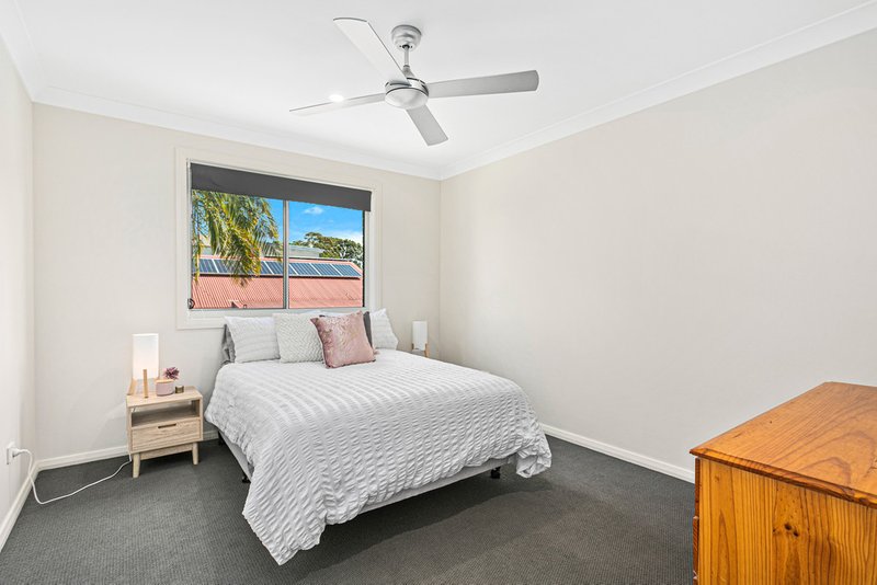 Photo - 1/14 Wentworth Street, Oak Flats NSW 2529 - Image 6