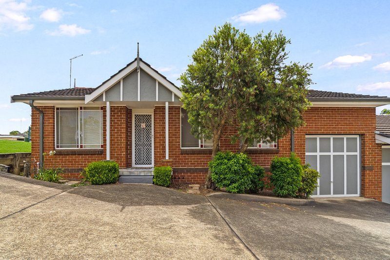 1/14 Westmoreland Road, Minto NSW 2566