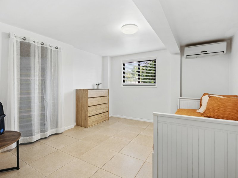 Photo - 114 Wilkinson Street, Manunda QLD 4870 - Image 15