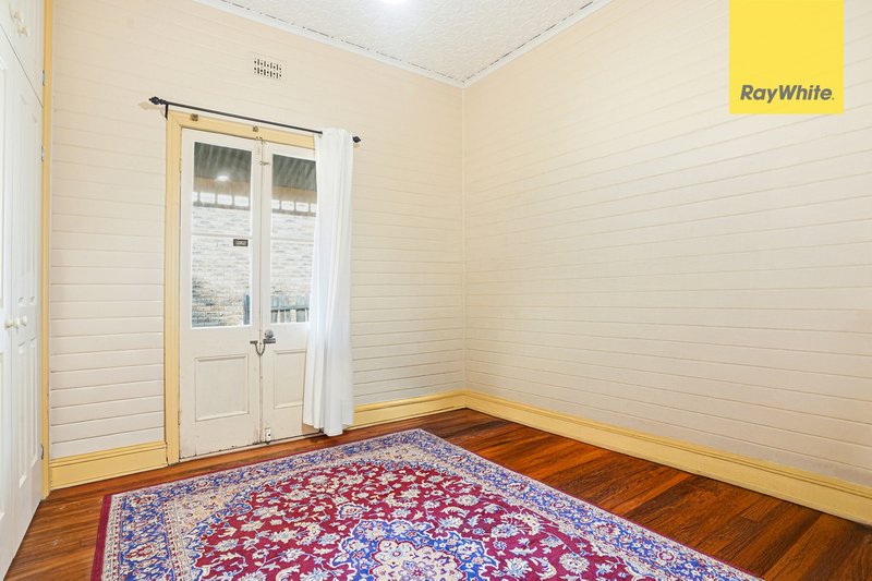 Photo - 114 Windsor Road, Northmead NSW 2152 - Image 10