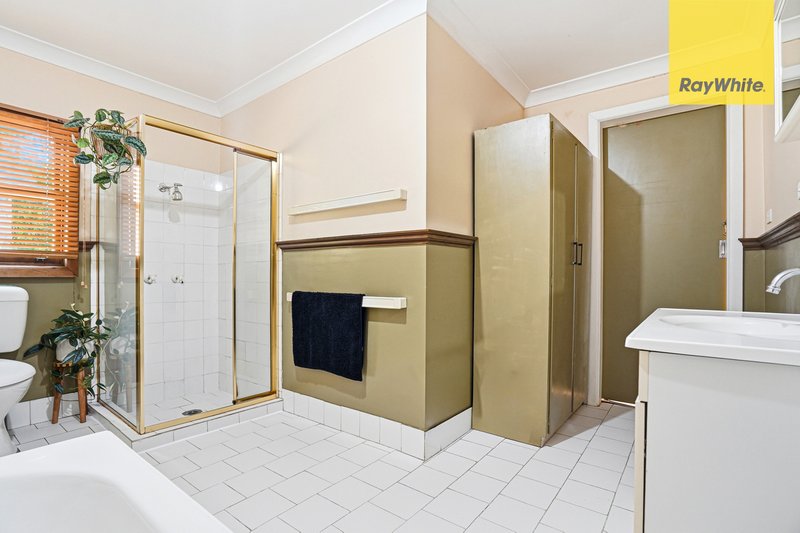 Photo - 114 Windsor Road, Northmead NSW 2152 - Image 13