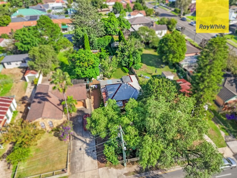 Photo - 114 Windsor Road, Northmead NSW 2152 - Image 20