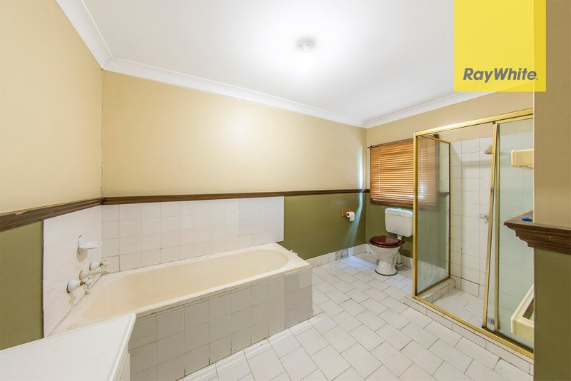 Photo - 114 Windsor Road, Northmead NSW 2152 - Image 6