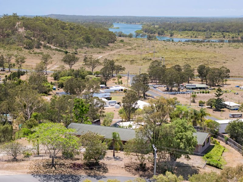 Photo - 114 Yalkarra Crescent, Wurdong Heights QLD 4680 - Image 32