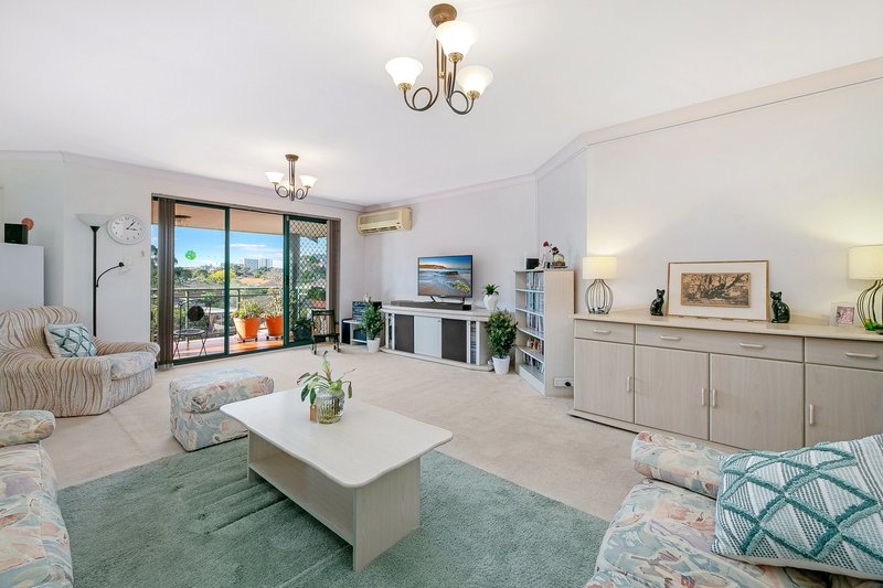 Photo - 11/40-44 Chertsey Avenue, Bankstown NSW 2200 - Image 2