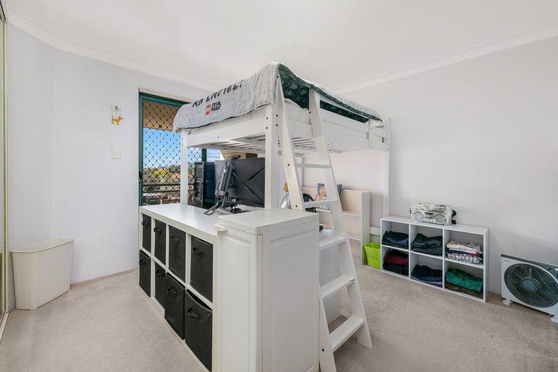 Photo - 11/40-44 Chertsey Avenue, Bankstown NSW 2200 - Image 5