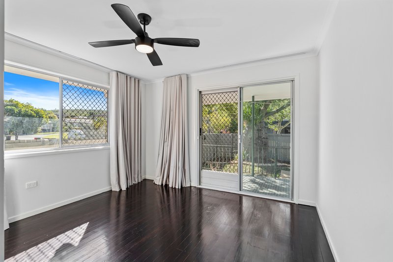 Photo - 1/140 Bankside Street, Nathan QLD 4111 - Image 7