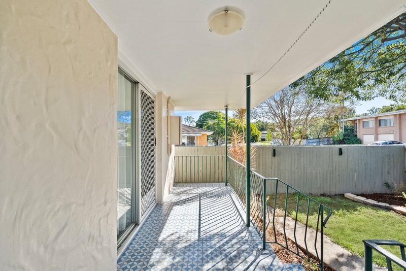 Photo - 1/140 Bankside Street, Nathan QLD 4111 - Image 11