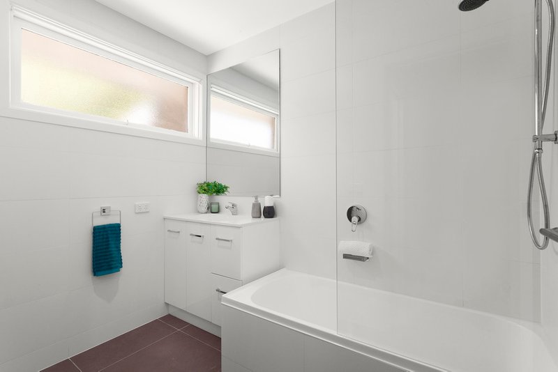 Photo - 11/40 Coorigil Road, Carnegie VIC 3163 - Image 5