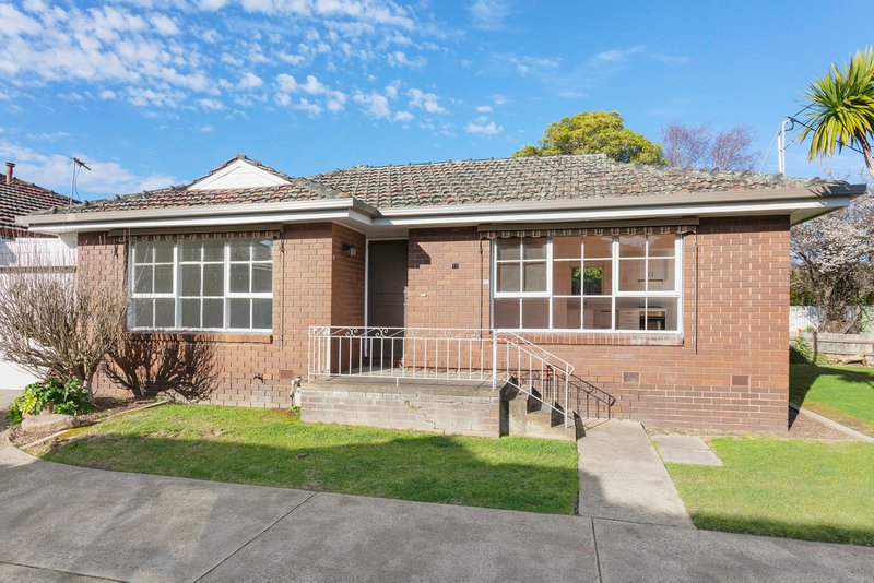 Photo - 11/40 Coorigil Road, Carnegie VIC 3163 - Image 6