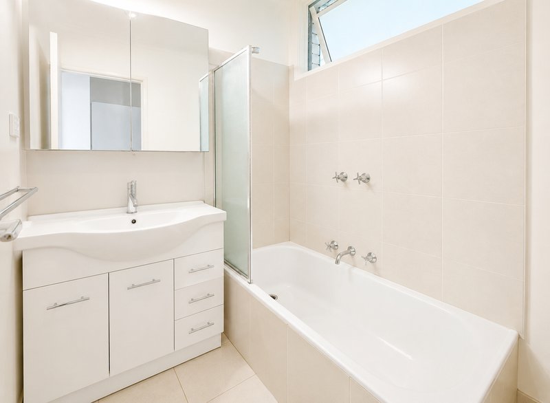 Photo - 11/40 Woorayl Street, Carnegie VIC 3163 - Image 4