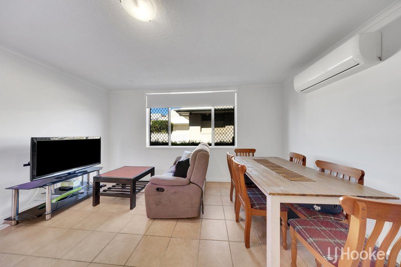 Photo - 1/141 Auckland Street, Gladstone Central QLD 4680 - Image 3