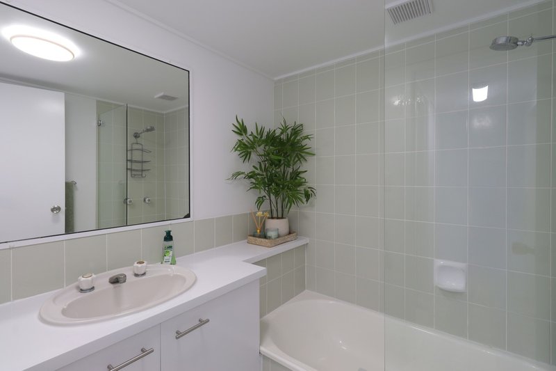 Photo - 11/41 Canberra Terrace, Caloundra QLD 4551 - Image 8