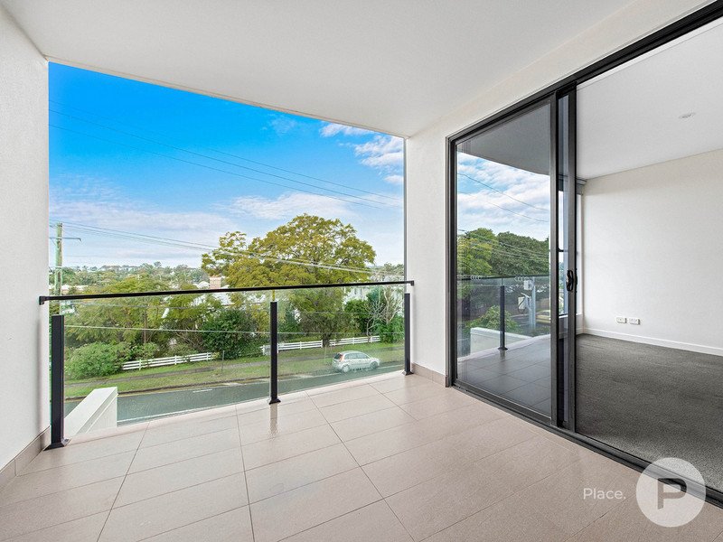 Photo - 11/41 Clarence Road, Indooroopilly QLD 4068 - Image 8