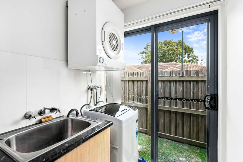 Photo - 1/142-146 Elizabeth Street, Urangan QLD 4655 - Image 9