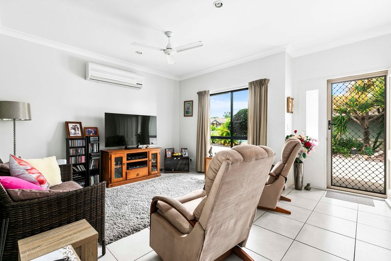 Photo - 1/142-146 Elizabeth Street, Urangan QLD 4655 - Image 10