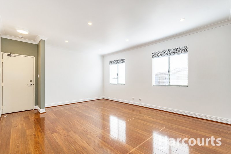 Photo - 11/42 Grand Boulevard, Joondalup WA 6027 - Image 3